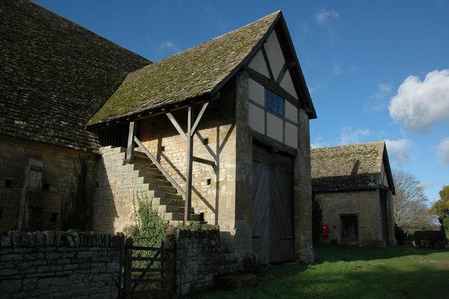 Bredon Barn